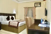 Forever Hotel & Suites