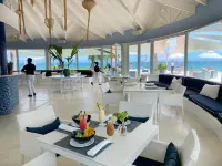 The Bannister Hotel & Yacht Club - breakfast