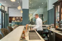Waldstaetterhof Swiss Quality Hotel Lucerne Отели рядом с достопримечательностью «Часовенный мост»