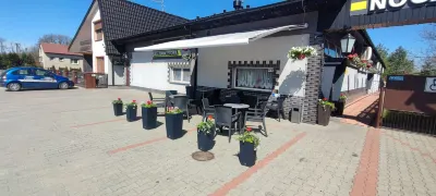 Restauracja "AS"- Noclegi 酒店