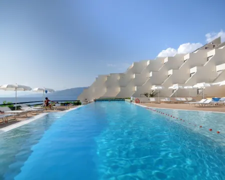 Grand Hotel San Pietro Hotels in Centola