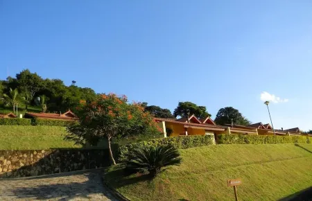 Refugio do Saci Hotel Отели рядом с достопримечательностью «Ghost Hotel Paintball e Airsoft Atibaia»