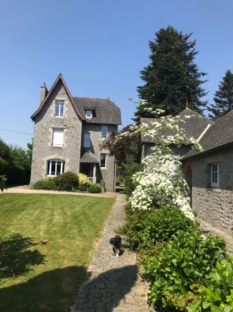 Le Clos Saint-Brice Отели в г. Сен-Брис-ан-Коглес