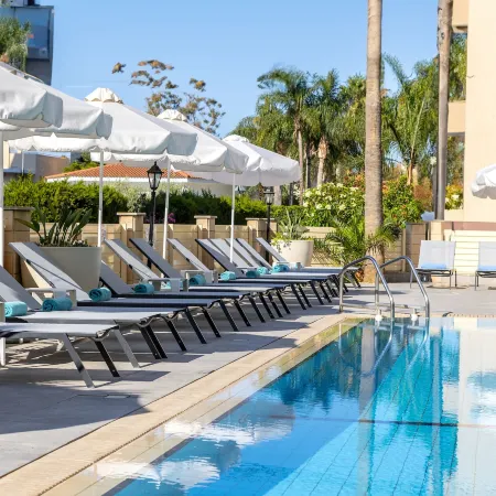 Kapetanios Limassol Hotel