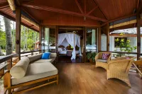 Gangga Island Resort & Spa