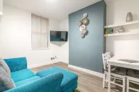 Platform Avenues Area Apartments - Homestays
