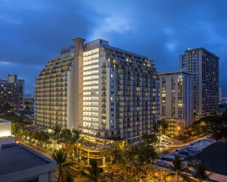 ฮิลตันการ์เด้นอินน์ ไวกิกิบีช โรงแรมในโฮโนลูลู