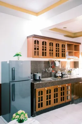Arka's Elegant Condos - parkir