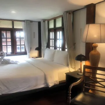 Pastela Doi Saket Villa & Spa Hotels near IDENDROPHILE 54