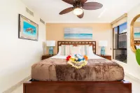 Maui Kai 908 Oceanfront 1 Bedroom 1 Condo by RedAwning Отели в г. Каанапали