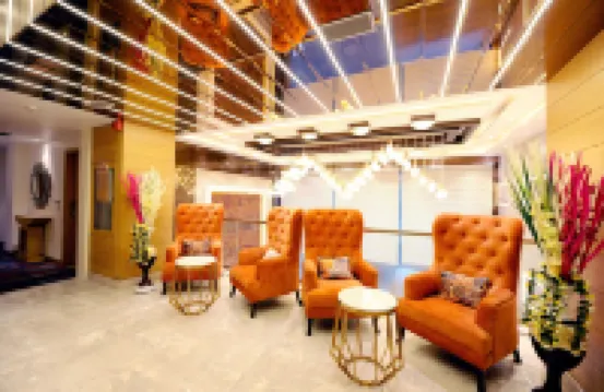 金廟附近的地標飯店