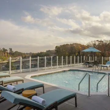 Hyatt Centric Buckhead Atlanta Отели рядом с достопримечательностью «Торговый центр Lenox Square»