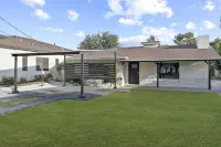 Bichito’s Playground - Heated Pool, Walkable