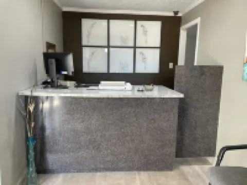 Driftwood Inn - Lake City