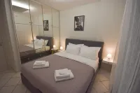 K&C Rooms- Apartments Hotel di Markopoulo Mesogaias