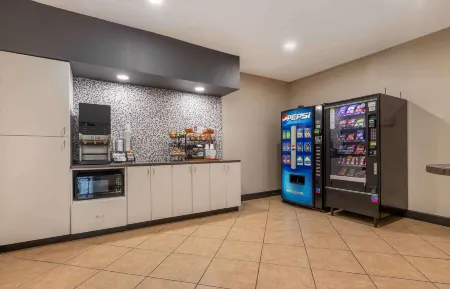 Extended Stay America Suites - Bartlesville - Hwy 75