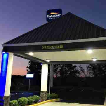 Baymont by Wyndham Adairsville Hotel Exterior