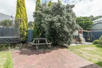 Dupont Motels Hotel a Porirua