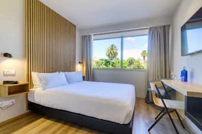 Room Select Porto Hotels in Cedofeita