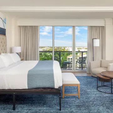 Jupiter Beach Resort & Spa