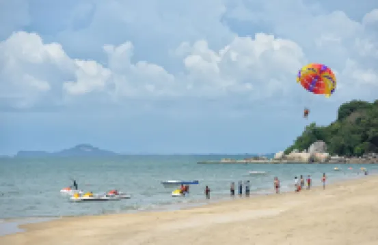 Tropicana 218 Macalister by 悦來客棧