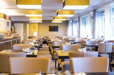 Zi Hotel Отели рядом с достопримечательностью «Ботанический сад Карлсруэ»