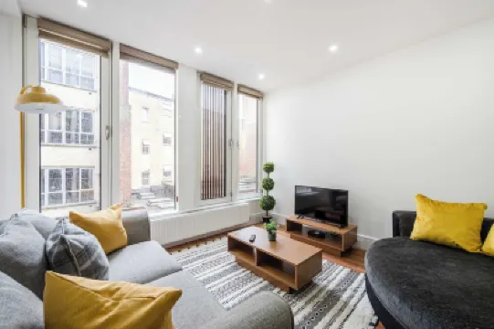 Host & Stay - Maple Court Hotels in 