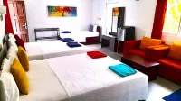 Sea Breeze Hotel - Beach