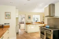 옥스퍼드 근처의 매력적인 4 베드룸 홈