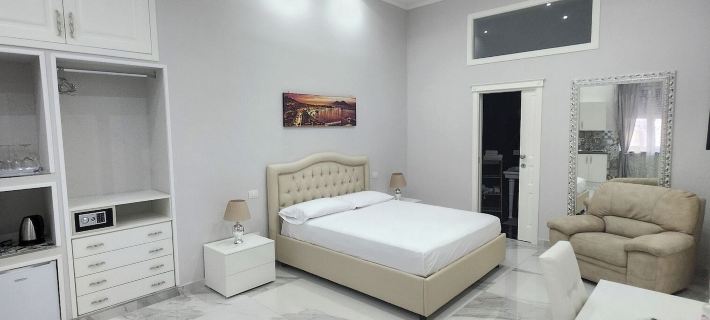 Opera Home Napoli Hotels in Neapel