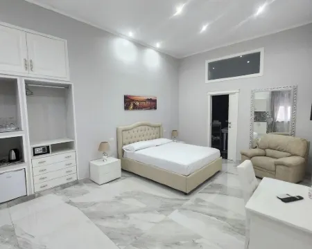 オペラ ホーム ナポリ ナポリのホテル