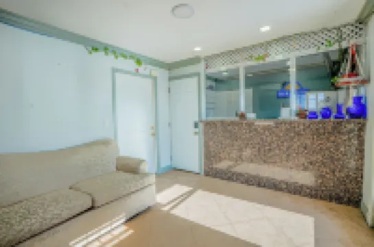 Day & Night Inn Hotels in Hesperia