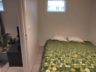 Cozy apartment close to Reykjavik Downtown Hotels in Vesturbær