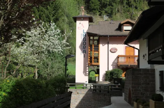 Residence Lagorai - Fiemme Holidays