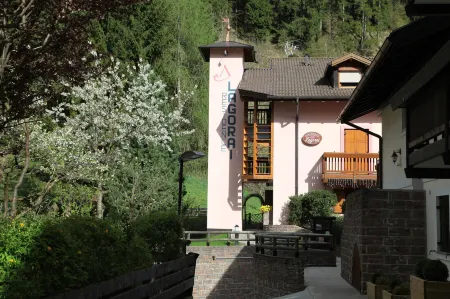 Residence Lagorai - Fiemme Holidays