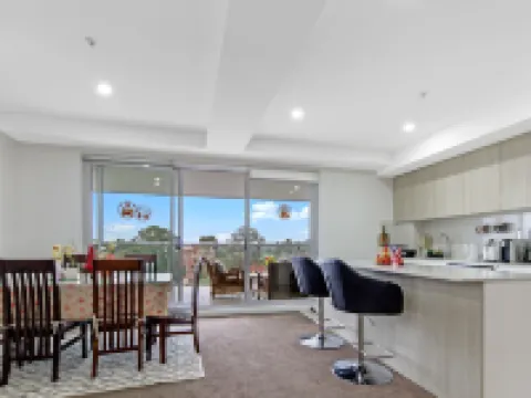 KozyGuru | Blacktown | 3 Bedroom Apt Hotels in Blacktown