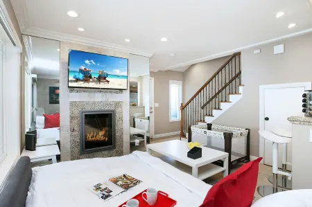 Costa Mesa -newport- Patio - Free Parking-cm-2 Отели рядом с достопримечательностью «Ногачи Гарден»