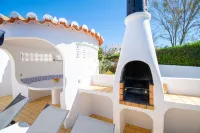 61 vdm - Superb villa on Vale do Milho with heated