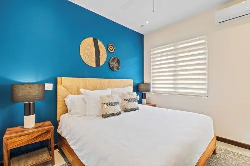 Stylish Condo in the Heart of Las Catalinas with Vibrant Design & Exclusive Beach Club Access - Apartments