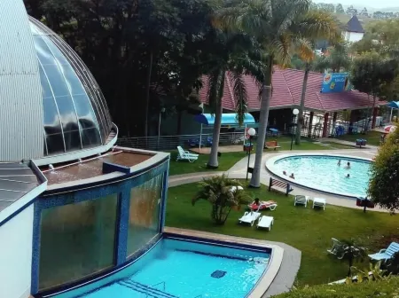 Apto 104 Ed Dambros ótima localização