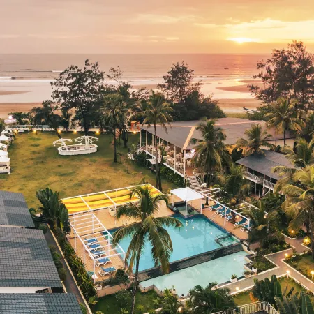 Foxoso la Beach Resort, Morjim