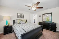 Ingersoll Immersion - 4BR city gem with game table; near all the excitement!