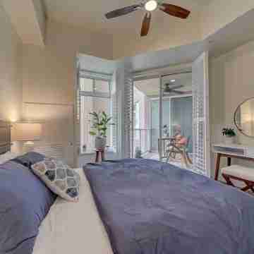 Ocean View Oasis next to Beach and Convention Center with free parking Rooms