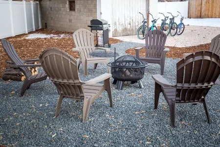 Cozy Carriage House, Walk to Unc, Free Bikes Отели рядом с достопримечательностью «Университет Нортерн Колорадо»