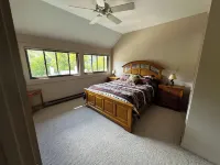 Lincoln Unplugged, an Elevated Experience : Cozy Pad with Pools & Views. Hotel a Lincoln