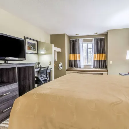 Quality Inn & Suites North Lima - Boardman