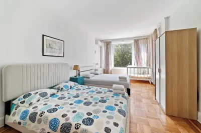 Spacious 5-bedroom house in enjoyable Brooklyn Hotels in Crown Heights