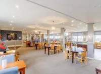 Villa Sea View 3-Bed Heated Pool Eat Bar Kids Park Hotels in Lowestoft