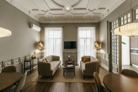 Royal Collection Отели рядом с достопримечательностью «Covão do Boi»