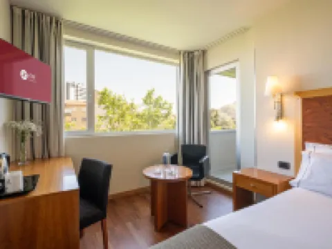 廣場德利西亞斯Exe酒店 薩拉戈薩省酒店